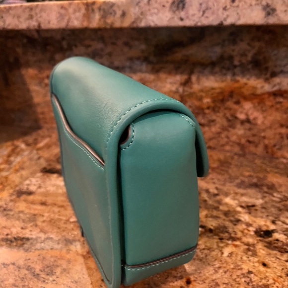 Coach turquoise tabby NWOT - Picture 8 of 10